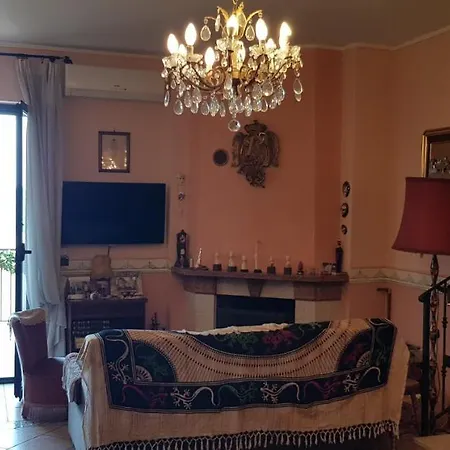 Апартаменты Inviting 3-bed In *
