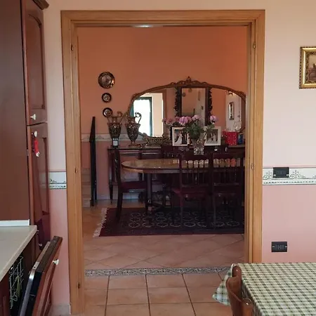 Апартаменты Inviting 3-bed In Отриколи