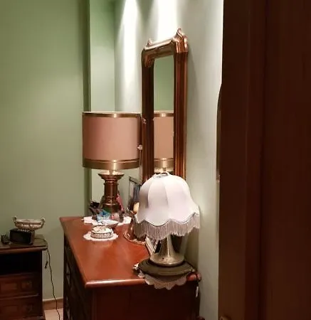 Inviting 3-bed In Apartman