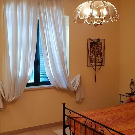 Apartman Inviting 3-bed In