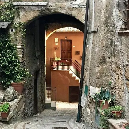 Апартаменты Inviting 3-bed In